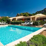 בית נופש Uno Spazio Di Incontaminato Con Piscina