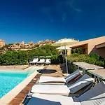 בית נופש Uno Spazio Di Incontaminato Con Piscina קוסטה פרדיסו