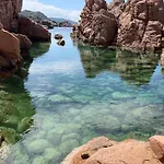 בית נופש Uno Spazio Di Incontaminato Con Piscina