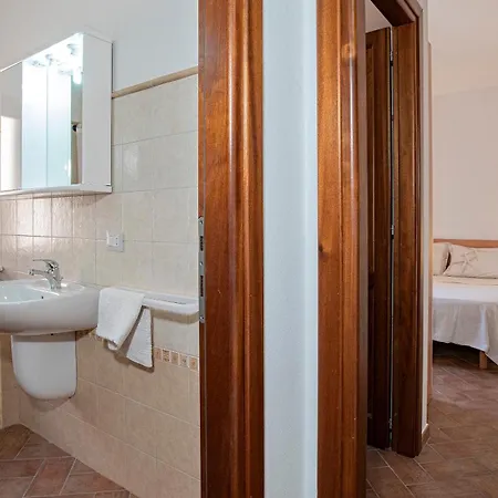 Uno Spazio Di Incontaminato Con Piscina * Costa Paradiso