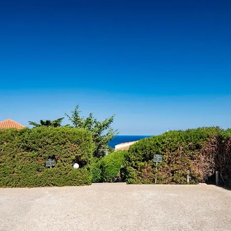 Uno Spazio Di Incontaminato Con Piscina Holiday home *