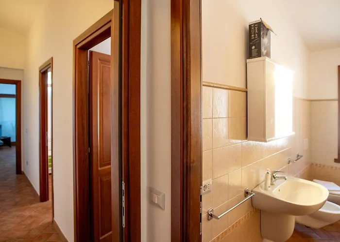 Uno Spazio Di Incontaminato Con Piscina * Коста-Парадисо