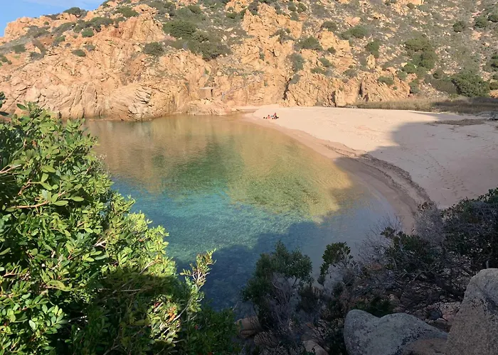 Uno Spazio Di Incontaminato Con Piscina *